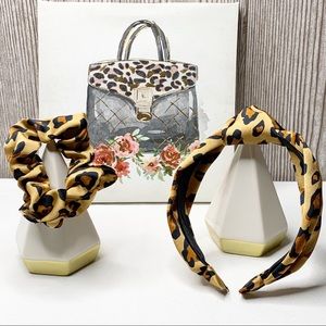 BOUTIQUE  Pair of Leopard Hair Accessories
